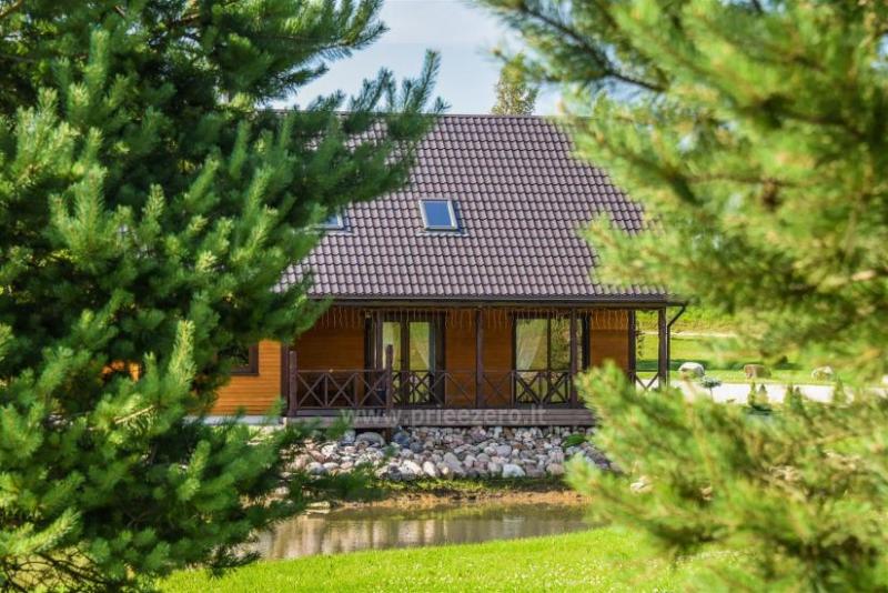 „Irvitos sodyba“ Plungės rajone: pirtis, banketų salė, 4-viečių namelių nuoma