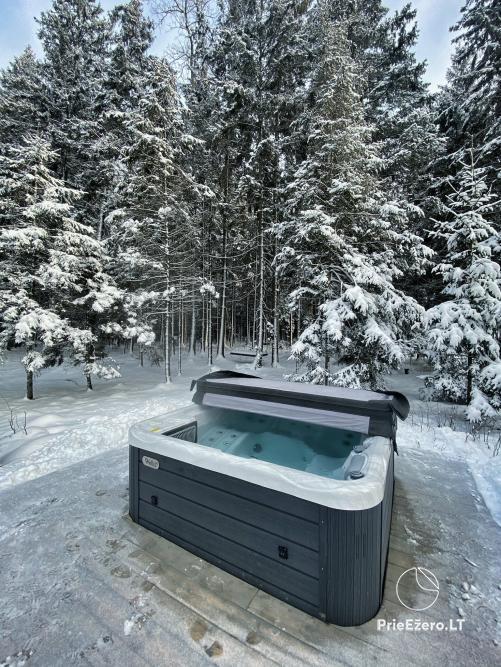 Mažas, modernus, kokybiškas ir pritaikytas žiemai  Rest in Forest namelis - 3