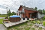 Homestead surrounded by nature with sauna, hot tub and ballroom