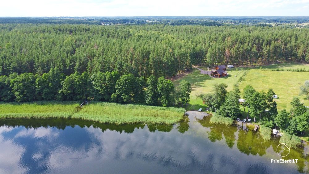 Poilsis prie Baltųjų Lakajų ežero. Du nameliai, vieta kemperiui - 1