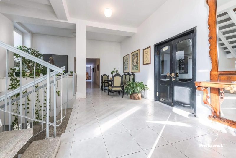 Maldžio motelis. Dviviečiai, triviečiai apartamentai. Pobūvių ir konferencijų salės. Pirtis