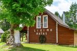 Nameliai sodyboje - vienkiemyje, prie ežero Lazdijų rajone Likimo ratas