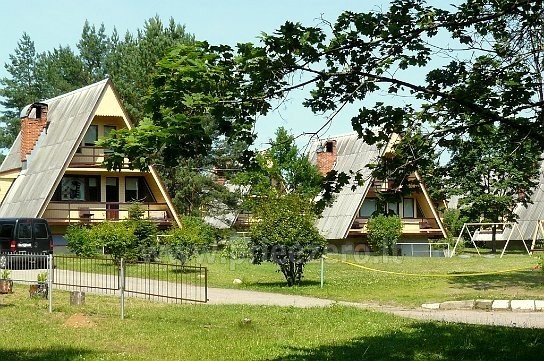 Baidarių ir valčių nuoma, žvejyba Molėtų rajone prie Bebrusų ežero įsikūrusioje poilsio bazėje RŪTA - 1