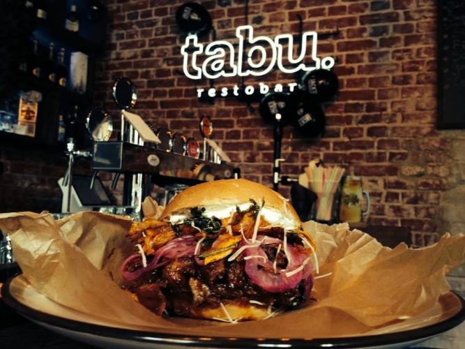 Baras Klaipėdoje TABU restobaras