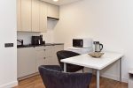 Apartamentai - studija su atskiru įėjimu, terasa ir kiemeliu - 5
