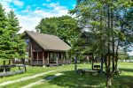 8 vietų (2 miegamų kambarių) rąstinis namas su kubilu - 1